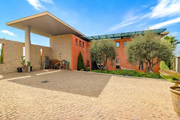 Vente Maison contemporaine Nice 8 Pièces 253 m²