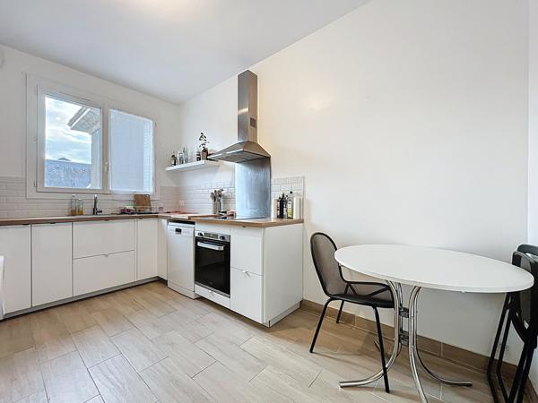 Appartement 2 pièces - 60 m² Exclusivité efficity