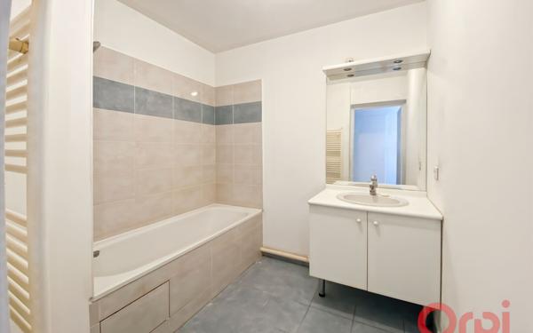 Appartement à vendre    3 pièces • 59,42 m2 Aubervilliers