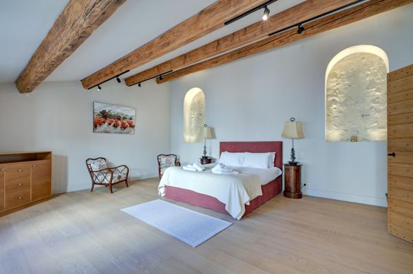Vente Maison de luxe Saint-Rémy-de-Provence 8 Pièces 343 m²