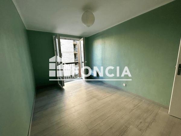 Location Appartement 3 pièces 79.8 m² - 6 RUE DES ALPES Manosque 04100