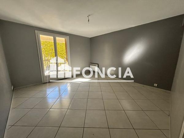 Location Appartement 3 pièces 79.8 m² - 6 RUE DES ALPES Manosque 04100