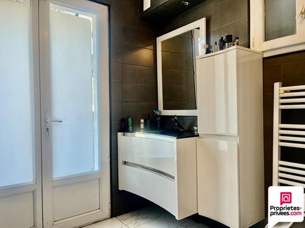 Havre de paix au coeur de la nature - superbe maison 5 pièces sur terrain plat, à découvrir !