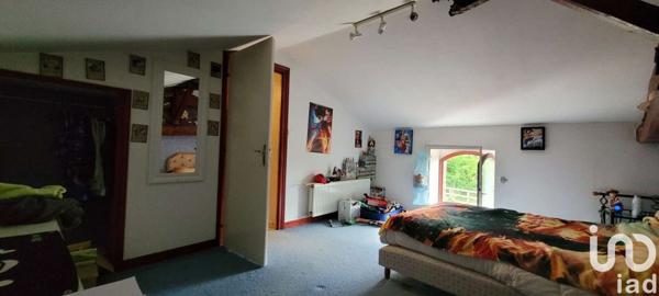 Maison de village 4 pièces de 111 m² à Saint-Loup-Lamairé (79600)