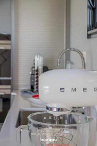 ROYAN - MAISON CONTEMPORAINE  VUE DÉGAGÉE ET PISCINE