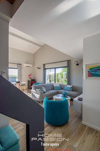 ROYAN - MAISON CONTEMPORAINE  VUE DÉGAGÉE ET PISCINE