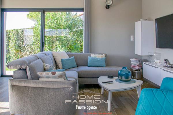 ROYAN - MAISON CONTEMPORAINE  VUE DÉGAGÉE ET PISCINE