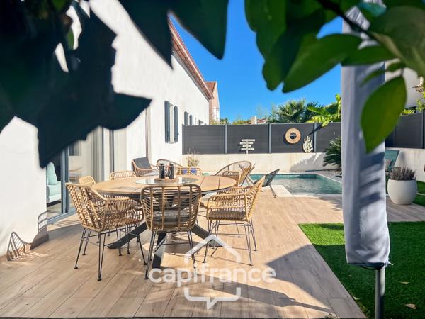 Maison à vendre 5 pièces LA GARDE (83), piscine, entièrement rénovée