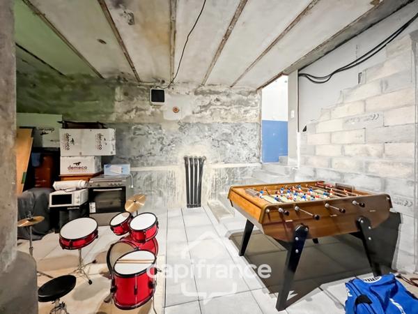 Maison à vendre 5 pièces LA GARDE (83), piscine, entièrement rénovée