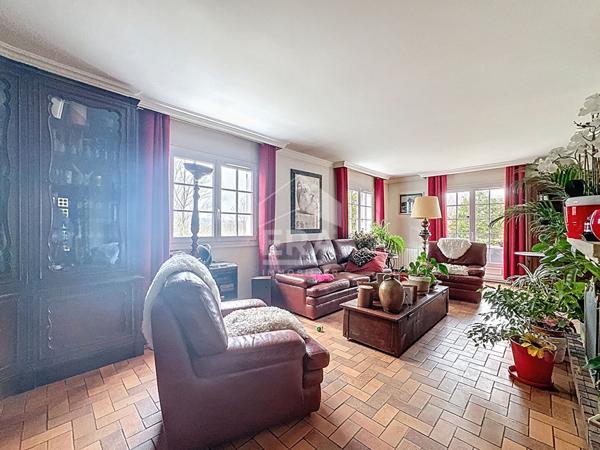 Exclusif, Maison Chaumontel