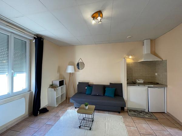 STUDIO MEUBLE A LOUER - PROCHE CENTRE VILLE ALBI