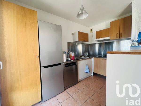 Location appartement 2 pièces 47 m² Saint-Maximin-la-Sainte-Baume