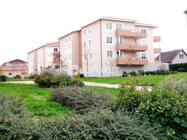 Location parking / box Péronnas - 15 m² - 65 €/mois