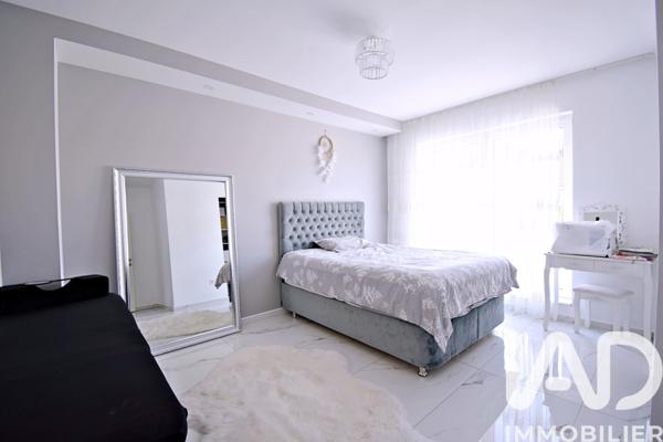 Maison à vendre 8 pièces 211 m² Hayange