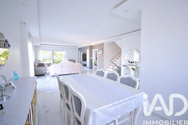 Maison à vendre 8 pièces 211 m² Hayange