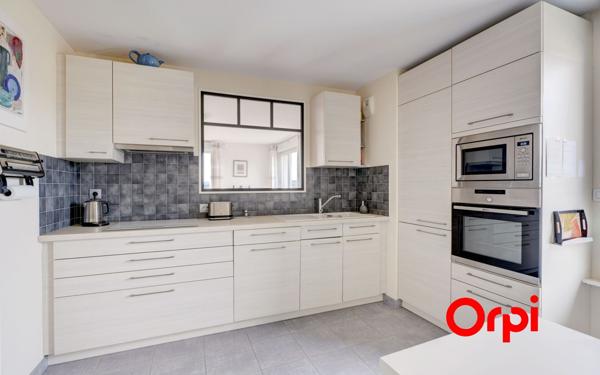 Appartement à vendre    5 pièces • 145 m2 Craponne