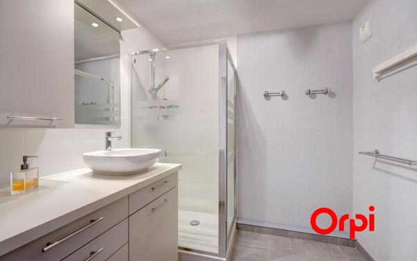 Appartement à vendre    5 pièces • 145 m2 Craponne