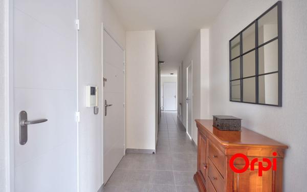 Appartement à vendre    5 pièces • 145 m2 Craponne