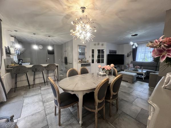 Maison 4 pièces - 104 m² Exclusivité efficity