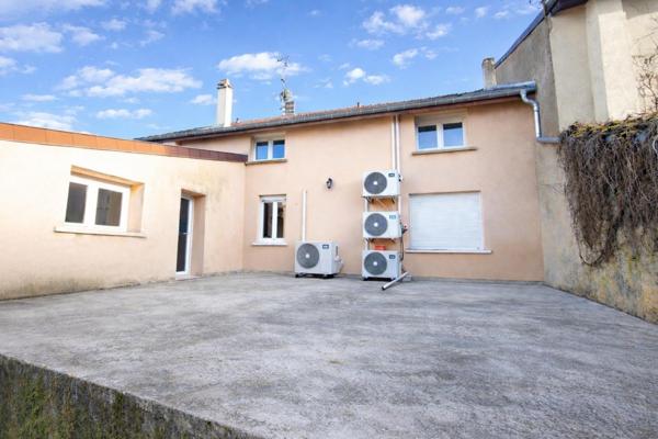 A Bertrange, immeuble de rapport, 5 appartements, idéal investisseur, proche axes A31 / A30 fort potentiel