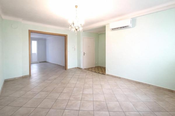 A Bertrange, immeuble de rapport, 5 appartements, idéal investisseur, proche axes A31 / A30 fort potentiel