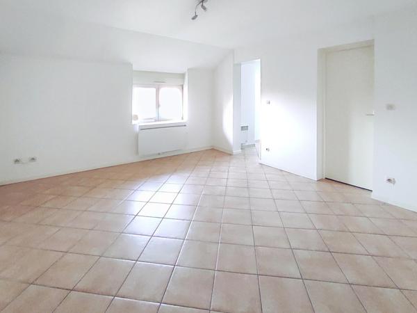 A Bertrange, immeuble de rapport, 5 appartements, idéal investisseur, proche axes A31 / A30 fort potentiel