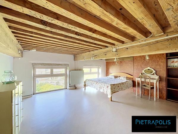 *SOUS OFFRE* Vaste Canut 139 m2 vue esplanade Gros Caillou