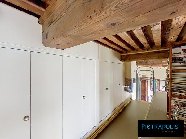 *SOUS OFFRE* Vaste Canut 139 m2 vue esplanade Gros Caillou