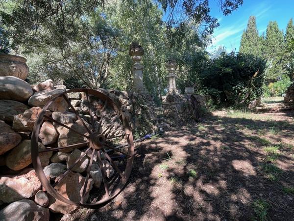 Mas 8 pièces 330 m2 avec piscine