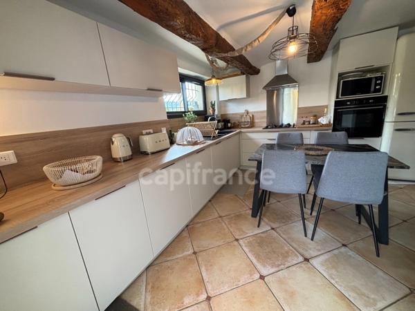 Maison à vendre PEGOMAS (06) de 85 m², 3 chambres, jardin, parking, 2 grandes caves saines !