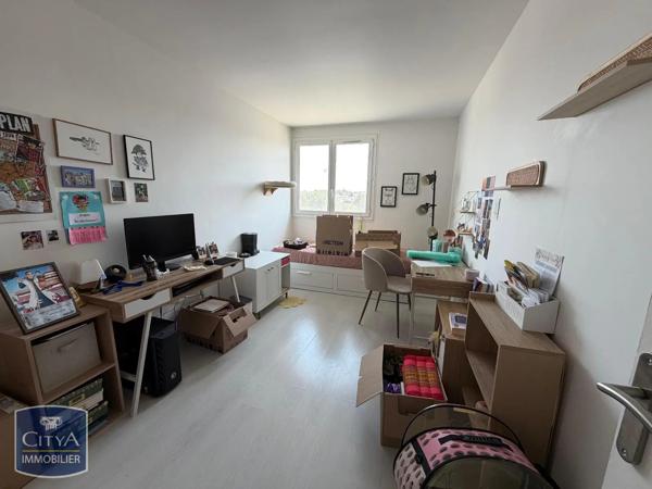 Appartement à louer 4 pièces 76m² Arpajon (91290)