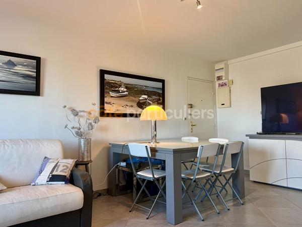 Vente
                Appartement38,1 m² - 2 Pièces -
                    DONVILLE LES BAINS (50350)
