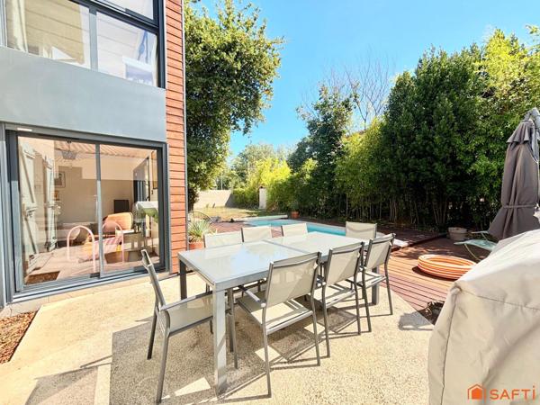 Maison 148m2, 4 chambres, piscine, garage!