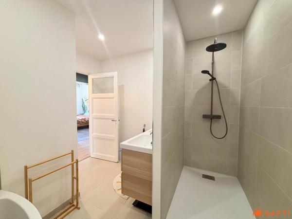 Maison 148m2, 4 chambres, piscine, garage!