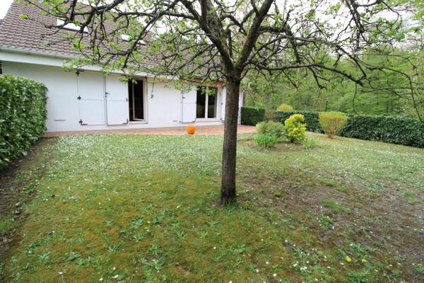 VERNEUIL SUR SEINE - LES CLAIRIERES - MAISON 136 M² - 5 CHAMBRES - TERRAIN 429 M² - TERRASSE - GARAGE - SOUS-SOL TOTAL -