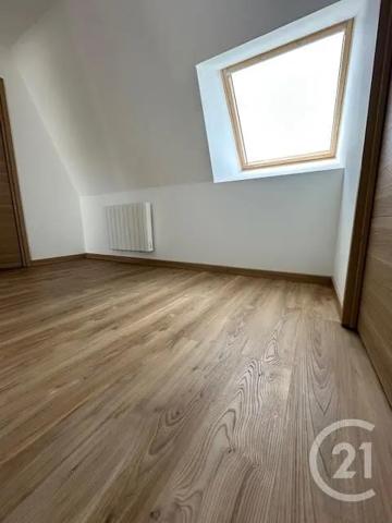 Maison à vendre  5 pièces - 124,22 m 2   MONTDIDIER  - 80