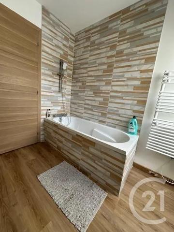 Maison à vendre  5 pièces - 124,22 m 2   MONTDIDIER  - 80