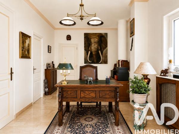 Maison à vendre 7 pièces 264,4 m² Douai