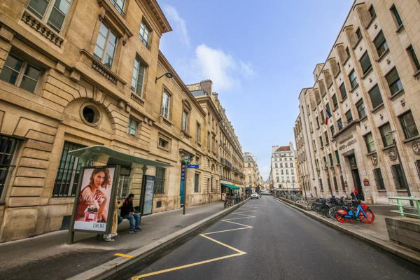 Paris (75007) Rue des Saints-Pères 4 pièces 93m²