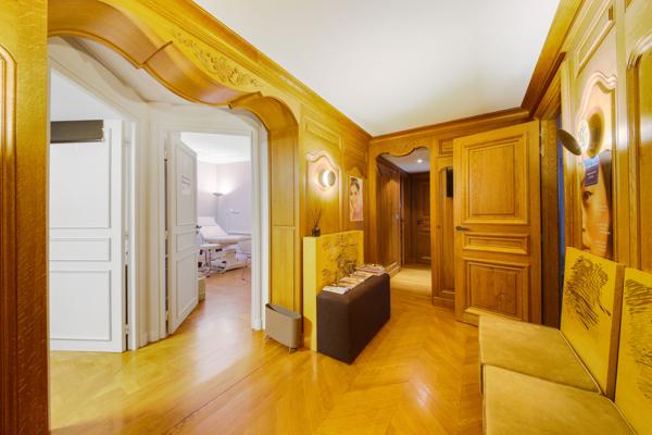 Paris (75007) Rue des Saints-Pères 4 pièces 93m²