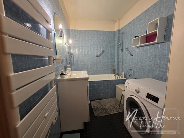 Appartement
         4 pièces
        - 89 m² Exclusivité 99 000 € *