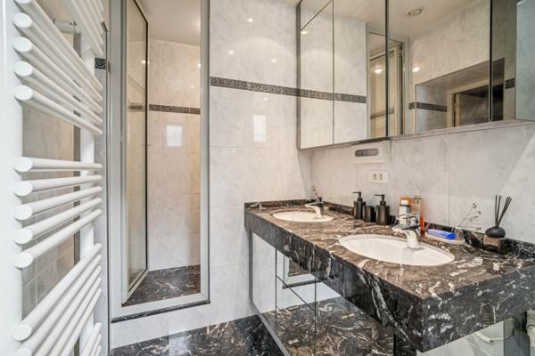 Vente Appartement de luxe Paris 7 5 Pièces 224 m²