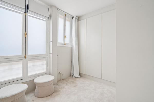 Vente Appartement de luxe Paris 7 5 Pièces 224 m²