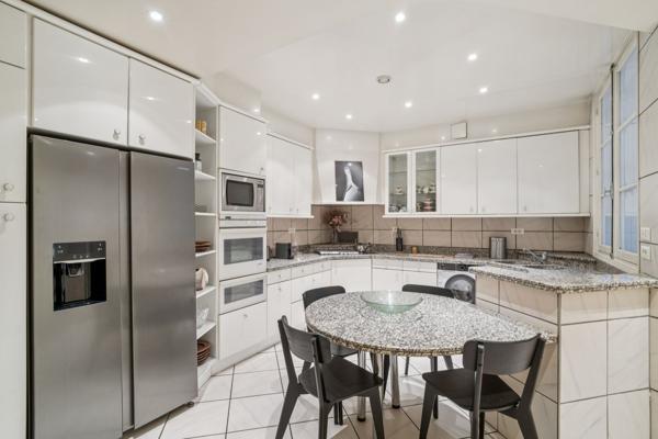 Vente Appartement de luxe Paris 7 5 Pièces 224 m²