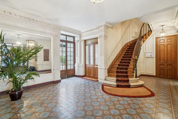 Vente Appartement de luxe Paris 7 5 Pièces 224 m²