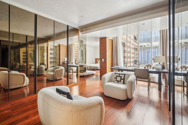 Vente Appartement de luxe Paris 7 5 Pièces 224 m²