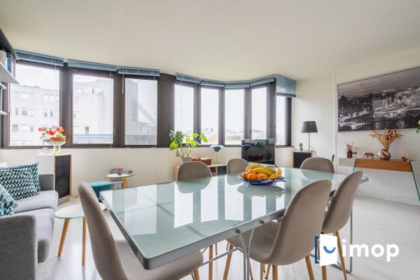 200m métro Hoche - T3 lumineux avec 2 parkings + cave