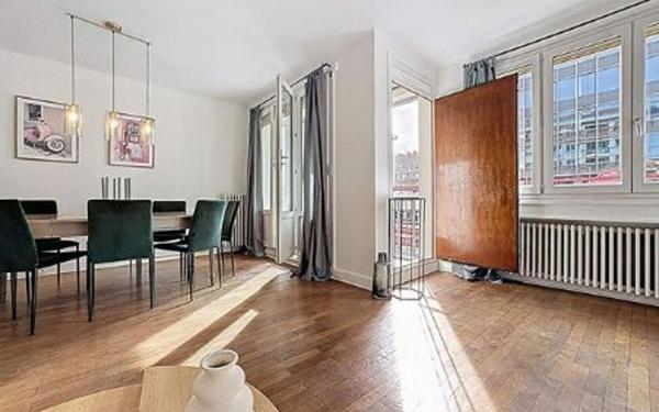 Appartement à vendre    4 pièces • 80,10 m2 Lyon 3