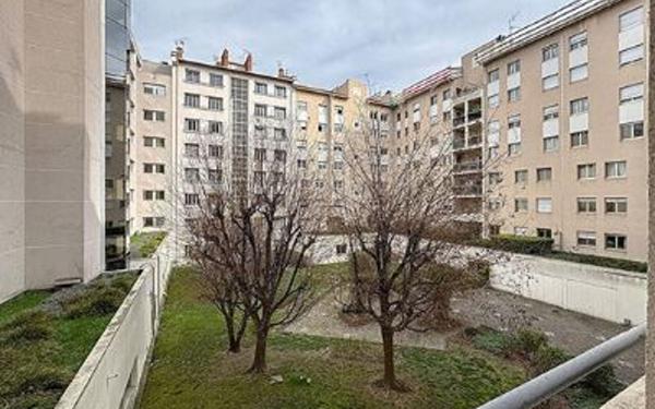 Appartement à vendre    4 pièces • 80,10 m2 Lyon 3