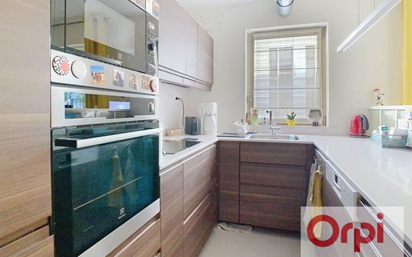 Appartement à vendre    4 pièces • 99 m2 Issy-les-Moulineaux